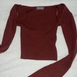 urban outfitters cropped maroon sweater